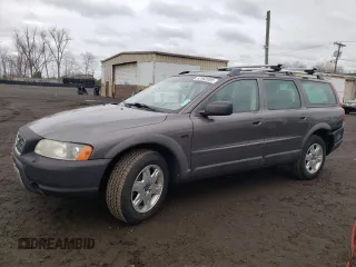 2005 Volvo XC70 with VIN YV1SZ592651175512, listed as a Copart auction lot 52962005 with 133,893 mi miles and Salvage Title. Bid and sale history available at DreamBid. Image 1.