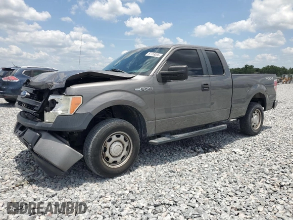 2013 Ford F-150 XL z VIN 1FTEX1EM4DKE77706, wystawiony jako Copart lot #57759535 z przebiegiem 180 754 mil mil oraz Szkoda całkowita • Salvage title. Historia ofert i sprzedaży dostępna na DreamBid. Obrazek 1.