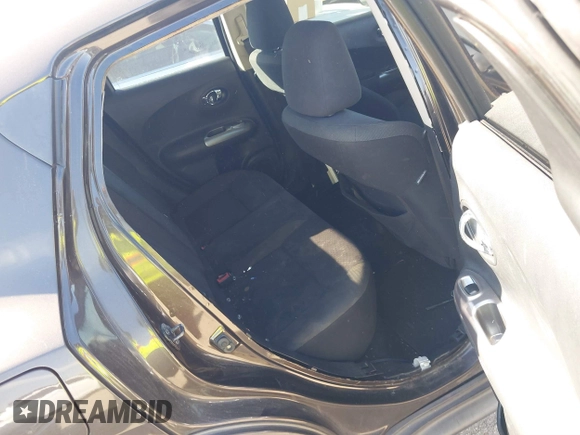 2011 Nissan Juke SL with VIN JN8AF5MRXBT006872, listed as a IAAI auction lot 41736562 with 202,126 mi miles. Bid and sale history available at carsss.com. Image 8.