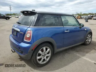 2007 MINI Hardtop S with VIN WMWMF735X7TL89784, listed as a Copart auction lot 55875985 with 98,380 mi miles and Clean Title. Bid and sale history available at DreamBid. Image 3.