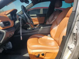 2017 Maserati Levante z VIN ZN661XUA2HX227999, wystawiony jako Copart lot #55331075 z przebiegiem 117 604 mil mil oraz Tytuł czysty. Historia ofert i sprzedaży dostępna na DreamBid. Obrazek 7.