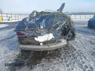 2020 Tesla Model 3 Long Range z VIN 5YJ3E1EB9LF787390, wystawiony jako IAAI lot #41614394 z przebiegiem Nie podano mil oraz . Historia ofert i sprzedaży dostępna na DreamBid. Obrazek 15.