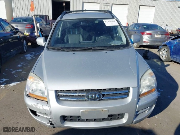 2008 Kia Sportage LX with VIN KNDJE723787491241, listed as a IAAI auction lot 41376422 with 66,160 mi miles. Bid and sale history available at carsss.com. Image 12.
