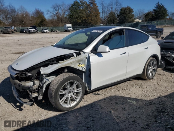 2022 Tesla Model Y Long Range z VIN 7SAYGDEE0NF339363, wystawiony jako Copart lot #44604015 z przebiegiem 48 002 mil mil oraz Szkody całkowita. Historia ofert i sprzedaży dostępna na DreamBid. Obrazek 1.