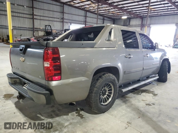 2007 Chevrolet Avalanche LT w/3LT with VIN 3GNEC12037G196447, listed as a Copart auction lot 75095684 with 310,954 mi miles and Salvage Title. Bid and sale history available at carsss.com. Image 3.