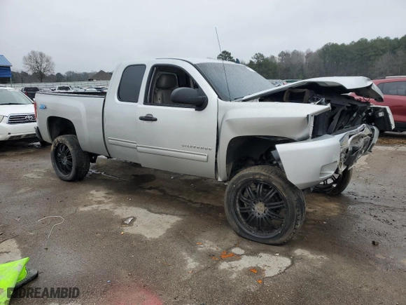 2011 Chevrolet Silverado 1500 LT with VIN 1GCRKSE39BZ423075, listed as a Copart auction lot 45876335 with NaN miles and Salvage Title. Bid and sale history available at carsss.com. Image 4.