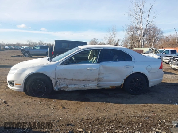 2010 Ford Fusion SE with VIN 3FAHP0HA0AR281297, listed as a IAAI auction lot 41868346 with 177,292 mi miles. Bid and sale history available at carsss.com. Image 14.