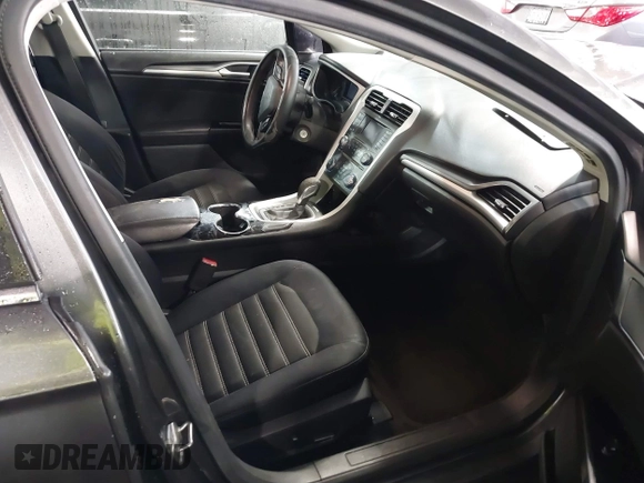 2015 Ford Fusion SE with VIN 1FA6P0H74F5105133, listed as a IAAI auction lot 41212659 with 186,378 mi miles. Bid and sale history available at carsss.com. Image 5.