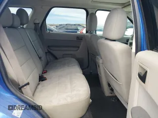2012 Ford Escape XLT z VIN 1FMCU9DG4CKB11880, wystawiony jako Copart lot #61554935 z przebiegiem 139 385 mil mil oraz Szkoda całkowita • Salvage title. Historia ofert i sprzedaży dostępna na DreamBid. Obrazek 10.