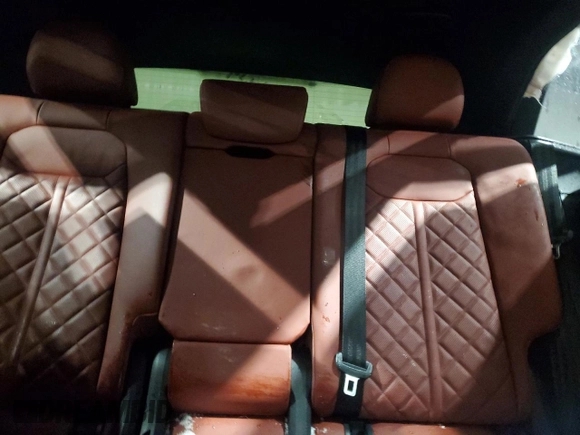 2023 Audi SQ8 Premium Plus z VIN WA1AWBF17PD037591, wystawiony jako Copart lot #88978985 z przebiegiem 28 424 mil mil oraz Szkoda całkowita • Salvage title. Historia ofert i sprzedaży dostępna na DreamBid. Obrazek 10.