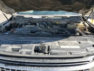 2019 Ford F-350 XL z VIN 1FT8W3BTXKEF62424, wystawiony jako Copart lot #54877605 z przebiegiem 212 716 mil mil oraz Szkoda całkowita • Salvage title. Historia ofert i sprzedaży dostępna na DreamBid. Obrazek 11.