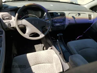 2002 Honda Accord LX z VIN 1HGCG56402A160961, wystawiony jako Copart lot #53092205 z przebiegiem 262 152 mil mil oraz Czysty tytuł • Clean title. Historia ofert i sprzedaży dostępna na DreamBid. Obrazek 8.
