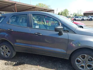 2020 Ford EcoSport S z VIN MAJ6S3FL6LC392160, wystawiony jako IAAI lot #42112342 z przebiegiem 82 948 mil mil oraz . Historia ofert i sprzedaży dostępna na DreamBid. Obrazek 13.