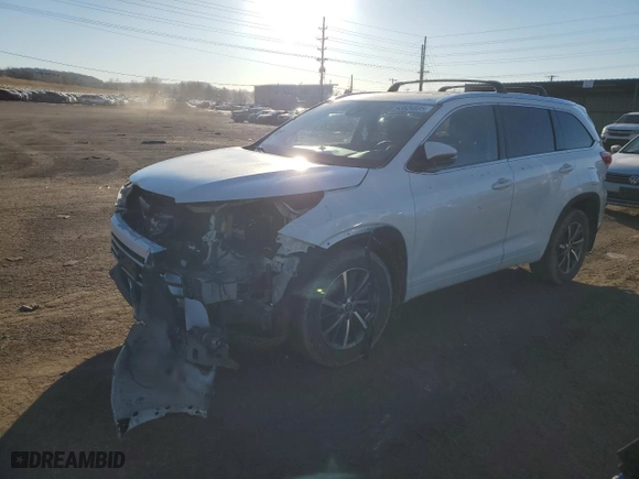 2017 Toyota Highlander XLE with VIN 5TDJZRFH8HS420884, listed as a Copart auction lot 42824885 with 168,163 mi miles and Salvage Title. Bid and sale history available at carsss.com. Image 1.