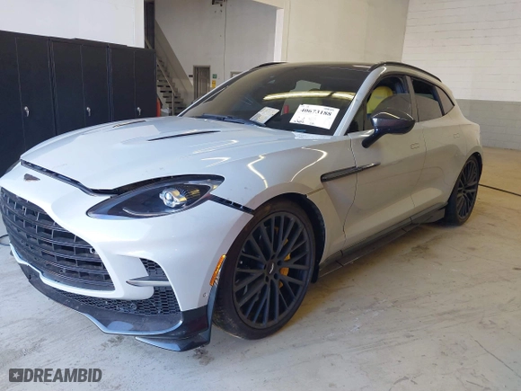 2023 Aston Martin DBX 707 with VIN SD7VUJBW2PTV05712, listed as a IAAI auction lot 40673188 with 4,702 mi miles. Bid and sale history available at carsss.com. Image 23.