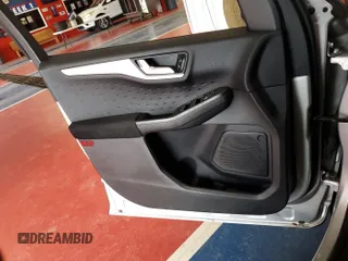 2020 Ford Escape SE with VIN 1FMCU9G69LUA97708, listed as a IAAI auction lot 42624966 with 74,975 mi miles and . Bid and sale history available at DreamBid. Image 15.