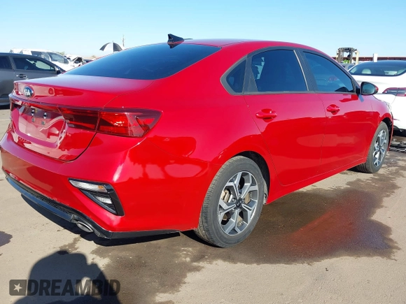 2020 Kia Forte LXS with VIN 3KPF24AD8LE237828, listed as a IAAI auction lot 41770807 with 58,971 mi miles. Bid and sale history available at carsss.com. Image 4.