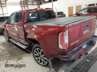 2020 GMC Canyon 4WD Denali with VIN 1GTG6EEN3L1152125, listed as a IAAI auction lot 41179798 with 26,882 mi miles. Bid and sale history available at carsss.com. Image 3.