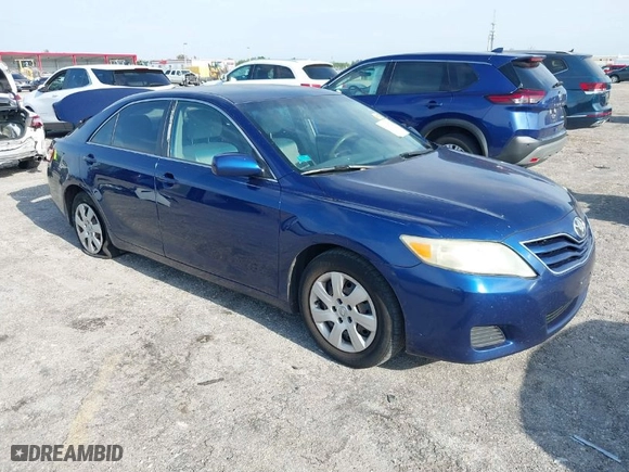2011 Toyota Camry LE with VIN 4T1BF3EK2BU590082, listed as a IAAI auction lot 41985239 with 216,765 mi miles. Bid and sale history available at carsss.com. Image 1.