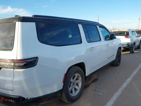 2024 Jeep Grand Wagoneer Series II с VIN 1C4SJSFP2RS119434, выставлен на аукционе IAAI как лот 41450799 с пробегом 33 002 миль миль и . История ставок и продаж доступна на DreamBid. Изображение 13.