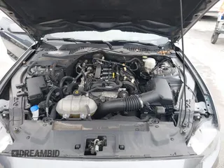 2022 Ford Mustang EcoBoost z VIN 1FA6P8TH4N5105288, wystawiony jako IAAI lot #41528117 z przebiegiem 44 424 mil mil oraz . Historia ofert i sprzedaży dostępna na DreamBid. Obrazek 10.