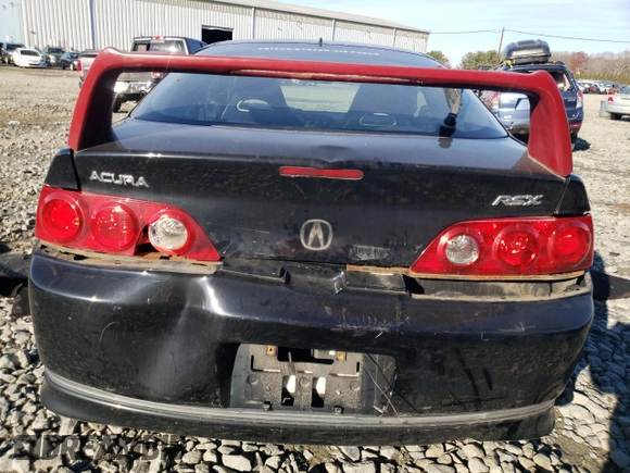 2005 Acura RSX with VIN JH4DC54885S008931, listed as a Copart auction lot 82246624 with 324,625 mi miles and Salvage Title. Bid and sale history available at carsss.com. Image 6.