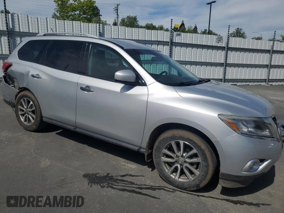 2016 Nissan Pathfinder Platinum with VIN 5N1AR2MM4GC642941, listed as a Copart auction lot 52622275 with 129,212 mi miles and Salvage title. Bid and sale history available at DreamBid. Image 4.