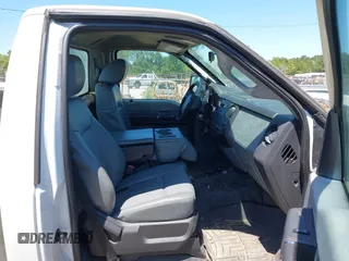 2013 Ford Super Duty F-250 SRW XL with VIN 1FDBF2B63DEA18579, listed as a IAAI auction lot 42136145 with 221,134 mi miles. Bid and sale history available at carsss.com. Image 5.