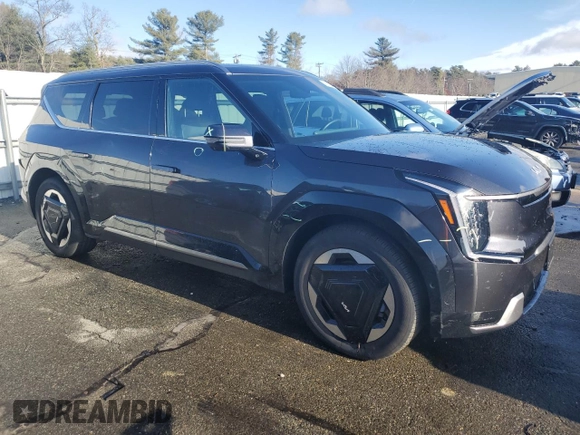 2024 Kia EV9 Land z VIN KNDADFS54R6035204, wystawiony jako Copart lot #84084644 z przebiegiem 14 352 mil mil oraz Szkoda całkowita • Salvage title. Historia ofert i sprzedaży dostępna na DreamBid. Obrazek 4.