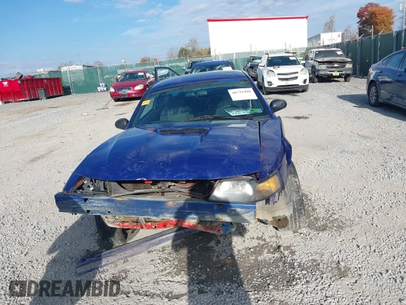 2002 Ford Mustang Standard z VIN 1FAFP40422F210590, wystawiony jako IAAI lot #40721980 z przebiegiem 151 316 mil mil oraz . Historia ofert i sprzedaży dostępna na DreamBid. Obrazek 12.