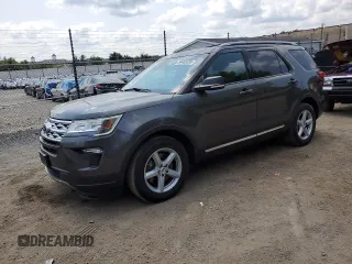 2019 Ford Explorer XLT z VIN 1FM5K7DH8KGB51957, wystawiony jako Copart lot #59465335 z przebiegiem 204 001 mil mil oraz Szkoda całkowita • Salvage title. Historia ofert i sprzedaży dostępna na DreamBid. Obrazek 1.