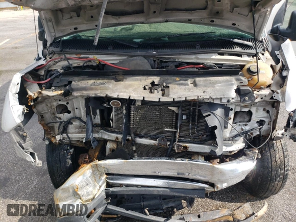 2012 Ford Econoline Passenger XL z VIN 1FBSS3BLXCDA45041, wystawiony jako Copart lot #54742825 z przebiegiem Nie podano mil oraz Szkoda całkowita • Salvage title. Historia ofert i sprzedaży dostępna na DreamBid. Obrazek 12.