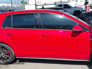 2015 Volkswagen GTI SE z VIN 3VW447AU2FM057089, wystawiony jako IAAI lot #42519274 z przebiegiem 213 067 mil mil oraz . Historia ofert i sprzedaży dostępna na DreamBid. Obrazek 13.