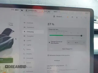 2023 Tesla Model Y Performance z VIN 7SAYGDEF6PF774965, wystawiony jako IAAI lot #41655550 z przebiegiem 33 824 mil mil oraz . Historia ofert i sprzedaży dostępna na DreamBid. Obrazek 17.