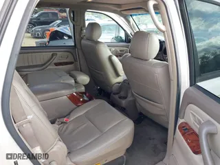 2006 Toyota Sequoia Limited with VIN 5TDBT48A86S270247, listed as a IAAI auction lot 41599079 with 317,733 mi miles. Bid and sale history available at carsss.com. Image 8.