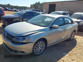 2011 Volkswagen Jetta SEL with VIN 3VWLX7AJ6BM330148, listed as a IAAI auction lot 41663551 with 128,673 mi miles and . Bid and sale history available at DreamBid. Image 13.