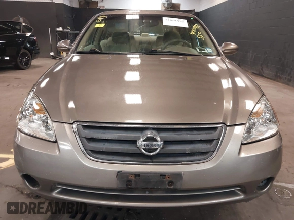 2003 Nissan Altima S with VIN 1N4AL11E53C354648, listed as a IAAI auction lot 41801992 with 172,010 mi miles. Bid and sale history available at carsss.com. Image 12.