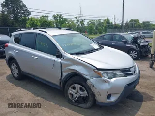 2015 Toyota RAV4 LE with VIN JTMBFREV6FJ039453, listed as a IAAI auction lot 42388671 with 200,304 mi miles and . Bid and sale history available at DreamBid. Image 1.