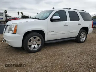 2013 GMC Yukon SLE with VIN 1GKS1AE04DR205296, listed as a Copart auction lot 83853164 with 111,408 mi miles and Salvage Title. Bid and sale history available at carsss.com. Image 1.