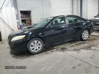 2010 Toyota Camry z VIN 4T4BF3EKXAR047471, wystawiony jako Copart lot #57435095 z przebiegiem 200 206 mil mil oraz Szkoda całkowita • Salvage title. Historia ofert i sprzedaży dostępna na DreamBid. Obrazek 1.