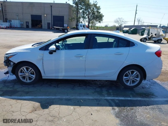 2018 Chevrolet Cruze LT with VIN 1G1BE5SM7J7114862, listed as a IAAI auction lot 41776691 with 64,026 mi miles. Bid and sale history available at carsss.com. Image 15.
