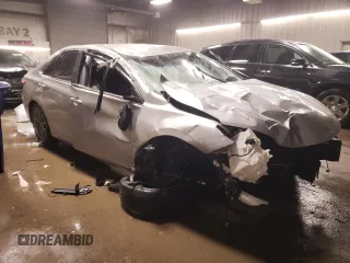 2017 Toyota Camry XLE with VIN 4T1BF1FK1HU352381, listed as a Copart auction lot 84551574 with 40,663 mi miles and Salvage Title. Bid and sale history available at DreamBid. Image 4.