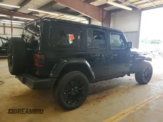 2024 Jeep Wrangler Sahara with VIN 1C4RJXP67RW292134, listed as a Copart auction lot 60993555 with 10,038 mi miles and Salvage title. Bid and sale history available at DreamBid. Image 3.