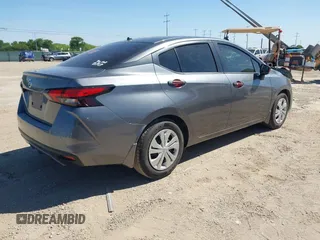 2020 Nissan Versa S z VIN 3N1CN8DV5LL865785, wystawiony jako IAAI lot #42091127 z przebiegiem 34 594 mil mil oraz . Historia ofert i sprzedaży dostępna na DreamBid. Obrazek 4.