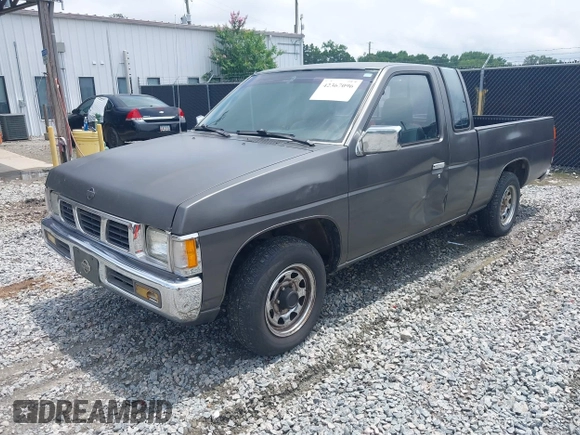 1995 Nissan Frontier XE with VIN 1N6SD16S9SC447310, listed as a IAAI auction lot 42367096 with 298,275 mi miles and . Bid and sale history available at DreamBid. Image 2.