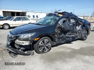 2018 Honda Civic EX-T z VIN JHMFC1F37JX006779, wystawiony jako Copart lot #58070485 z przebiegiem Nie podano mil oraz Szkoda całkowita • Salvage title. Historia ofert i sprzedaży dostępna na DreamBid. Obrazek 1.