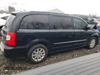 2016 Chrysler Town & Country Touring with VIN 2C4RC1BG2GR279837, listed as a Copart auction lot 49845915 with 0 mi miles and Salvage Title. Bid and sale history available at carsss.com. Image 3.