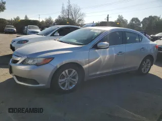 2013 Acura ILX with VIN 19VDE1F38DE004118, listed as a Copart auction lot 89351765 with 186,613 mi miles and Clean Title. Bid and sale history available at carsss.com. Image 1.