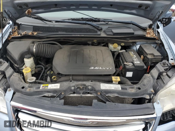 2013 Chrysler Town & Country Touring-L with VIN 2C4RC1CG8DR565461, listed as a Copart auction lot 47395965 with 132,177 mi miles and Salvage Title. Bid and sale history available at carsss.com. Image 12.