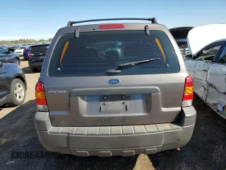 2006 Ford Escape XLS with VIN 1FMYU02Z66KD24839, listed as a Copart auction lot 72984314 with 225,626 mi miles and Salvage Title. Bid and sale history available at carsss.com. Image 6.